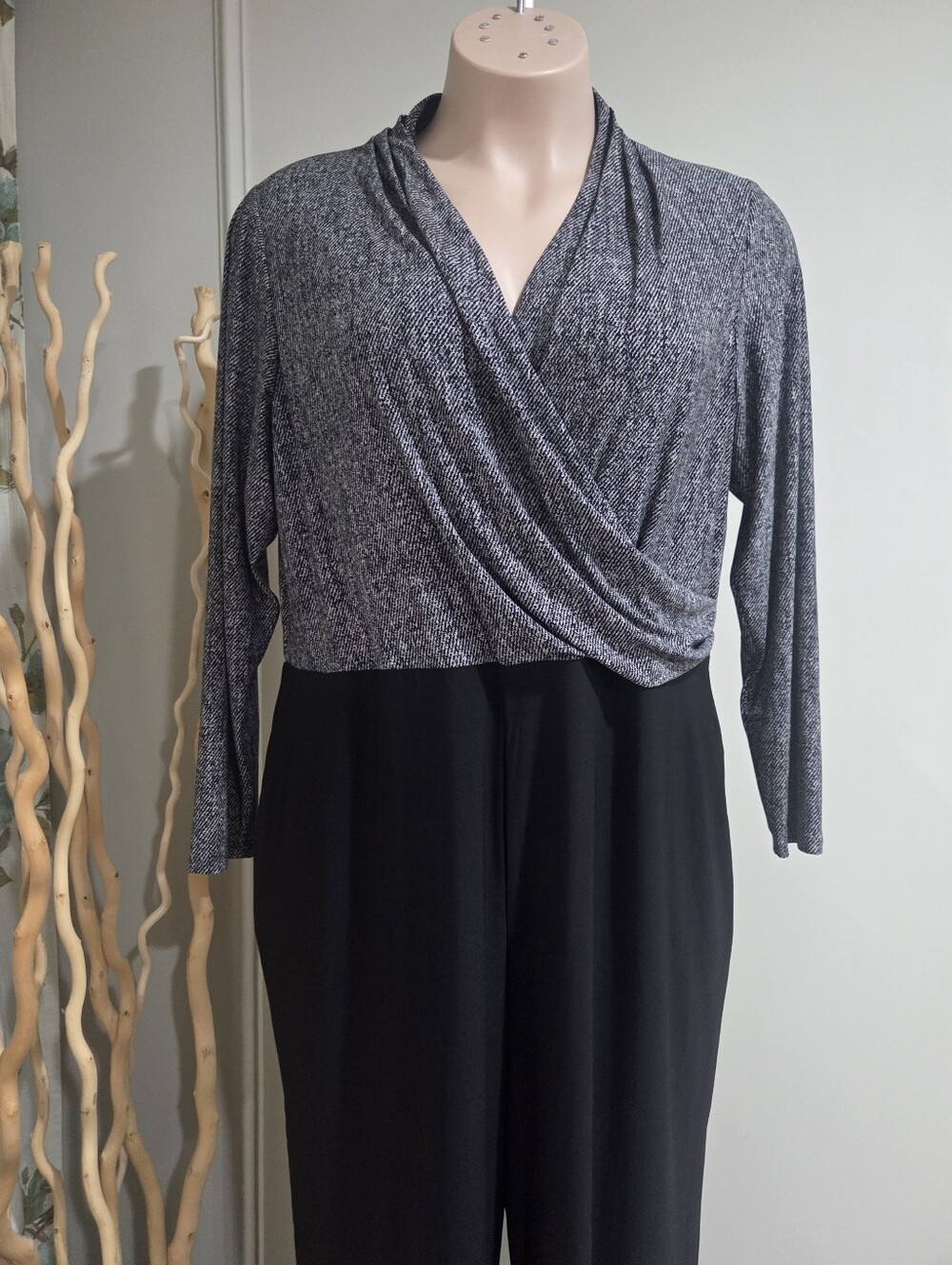 Ralph Lauren Two-Tone Jumpsuit in Black and Gray Sz.18 W - Picture 2 of 11